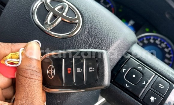 Buy Used Toyota Hilux Black Car in Dar es Salaam in Dar es Salaam Buy Used Toyota Hilux Black Car in Dar es Salaam in Dar es Salaam