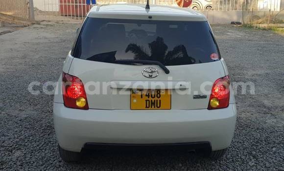 Nunua Ilio tumika Toyota IST Nyeupe Gari ndani ya Dar es Salaam nchini Dar es Salaam Nunua Ilio tumika Toyota IST Nyeupe Gari ndani ya Dar es Salaam nchini Dar es Salaam