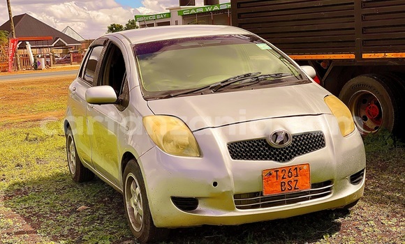 Buy Used Toyota Vitz Silver Car in Ilala in Dar es Salaam