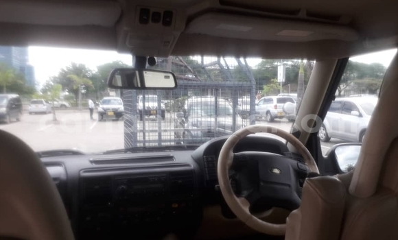 Buy Used Land Rover Discovery Black Car in Dar es Salaam in Dar es Salaam Buy Used Land Rover Discovery Black Car in Dar es Salaam in Dar es Salaam