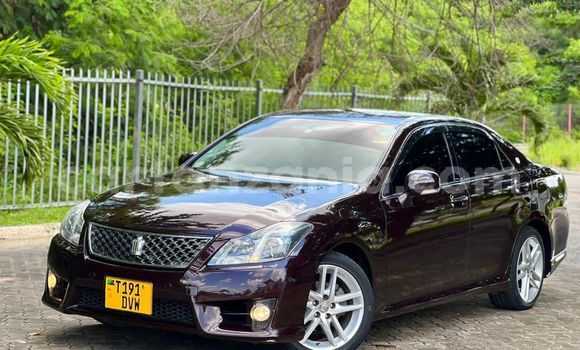 Nunua Ilio tumika Toyota Crown Nyingine Gari ndani ya Dar es Salaam nchini Dar es Salaam Nunua Ilio tumika Toyota Crown Nyingine Gari ndani ya Dar es Salaam nchini Dar es Salaam