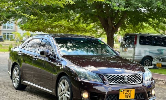 Nunua Ilio tumika Toyota Crown Nyingine Gari ndani ya Dar es Salaam nchini Dar es Salaam Nunua Ilio tumika Toyota Crown Nyingine Gari ndani ya Dar es Salaam nchini Dar es Salaam