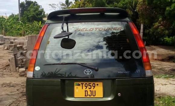 Nunua Ilio tumika Toyota Noah Kijani Gari ndani ya Dar es Salaam nchini Dar es Salaam Nunua Ilio tumika Toyota Noah Kijani Gari ndani ya Dar es Salaam nchini Dar es Salaam