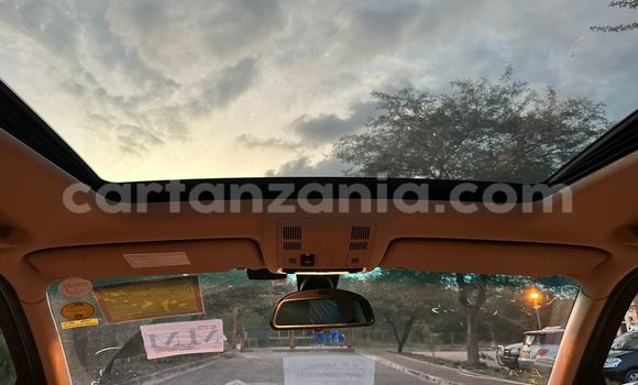 Nunua Imported BMW X3 Nyeupe Gari ndani ya Dar es Salaam nchini Dar es Salaam Nunua Imported BMW X3 Nyeupe Gari ndani ya Dar es Salaam nchini Dar es Salaam