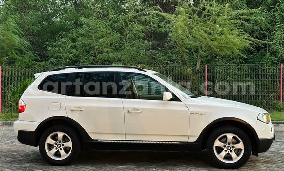 Nunua Imported BMW X3 Nyeupe Gari ndani ya Dar es Salaam nchini Dar es Salaam Nunua Imported BMW X3 Nyeupe Gari ndani ya Dar es Salaam nchini Dar es Salaam