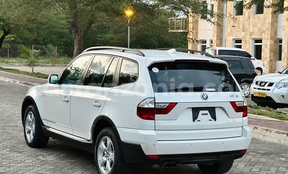 Nunua Imported BMW X3 Nyeupe Gari ndani ya Dar es Salaam nchini Dar es Salaam Nunua Imported BMW X3 Nyeupe Gari ndani ya Dar es Salaam nchini Dar es Salaam