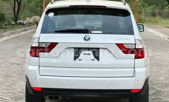 Nunua Imported BMW X3 Nyeupe Gari ndani ya Dar es Salaam nchini Dar es Salaam Nunua Imported BMW X3 Nyeupe Gari ndani ya Dar es Salaam nchini Dar es Salaam