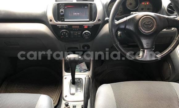 Nunua Ilio tumika Toyota RAV4 Nyeusi Gari ndani ya Dar es Salaam nchini Dar es Salaam Nunua Ilio tumika Toyota RAV4 Nyeusi Gari ndani ya Dar es Salaam nchini Dar es Salaam