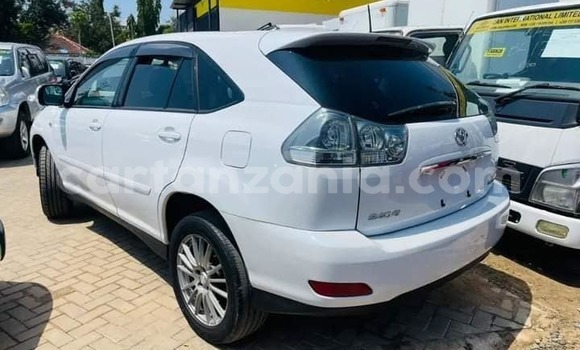 Buy New Toyota Harrier White Car in Dar es Salaam in Dar es Salaam Buy New Toyota Harrier White Car in Dar es Salaam in Dar es Salaam