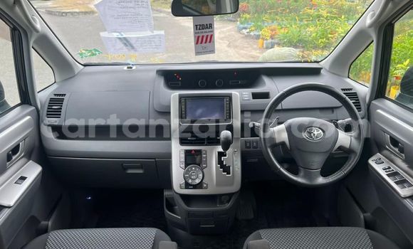 Buy Import Toyota Noah Other Car in Dar es Salaam in Dar es Salaam Buy Import Toyota Noah Other Car in Dar es Salaam in Dar es Salaam