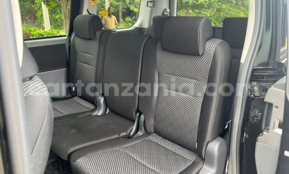 Buy Import Toyota Noah Other Car in Dar es Salaam in Dar es Salaam Buy Import Toyota Noah Other Car in Dar es Salaam in Dar es Salaam