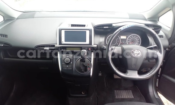 Nunua Imported Toyota Wish Fedha Gari ndani ya Mwanza nchini Mwanza Nunua Imported Toyota Wish Fedha Gari ndani ya Mwanza nchini Mwanza