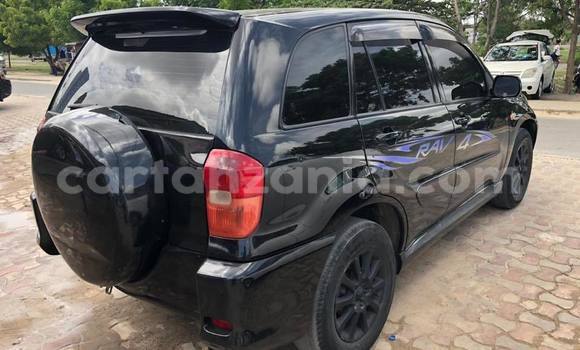 Nunua Ilio tumika Toyota RAV4 Nyeusi Gari ndani ya Dar es Salaam nchini Dar es Salaam Nunua Ilio tumika Toyota RAV4 Nyeusi Gari ndani ya Dar es Salaam nchini Dar es Salaam