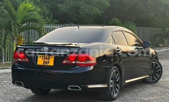 Buy Used Toyota Crown Black Car in Dar es Salaam in Dar es Salaam Buy Used Toyota Crown Black Car in Dar es Salaam in Dar es Salaam