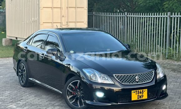 Buy Used Toyota Crown Black Car in Dar es Salaam in Dar es Salaam Buy Used Toyota Crown Black Car in Dar es Salaam in Dar es Salaam