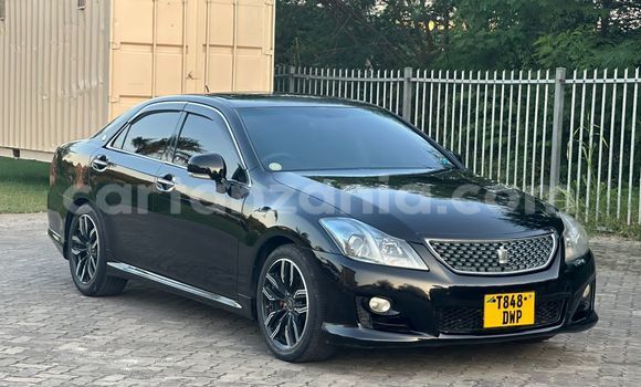 Buy Used Toyota Crown Black Car in Dar es Salaam in Dar es Salaam Buy Used Toyota Crown Black Car in Dar es Salaam in Dar es Salaam