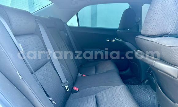 Buy Used Toyota Crown White Car in Dar es Salaam in Dar es Salaam Buy Used Toyota Crown White Car in Dar es Salaam in Dar es Salaam