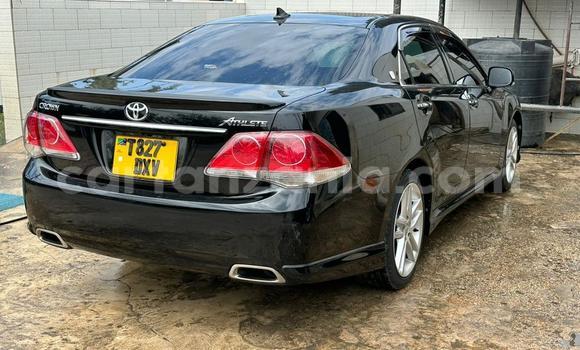 Buy Used Toyota Crown Black Car in Dar es Salaam in Dar es Salaam Buy Used Toyota Crown Black Car in Dar es Salaam in Dar es Salaam
