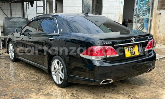 Buy Used Toyota Crown Black Car in Dar es Salaam in Dar es Salaam Buy Used Toyota Crown Black Car in Dar es Salaam in Dar es Salaam