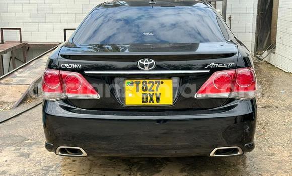 Buy Used Toyota Crown Black Car in Dar es Salaam in Dar es Salaam Buy Used Toyota Crown Black Car in Dar es Salaam in Dar es Salaam