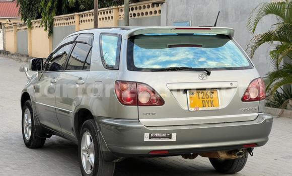 Nunua Ilio tumika Toyota Harrier Nyingine Gari ndani ya Dar es Salaam nchini Dar es Salaam Nunua Ilio tumika Toyota Harrier Nyingine Gari ndani ya Dar es Salaam nchini Dar es Salaam