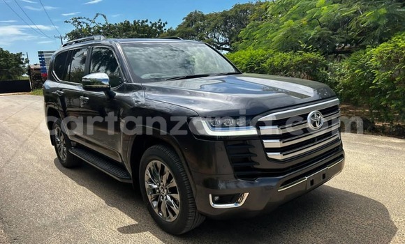 Buy Import Toyota Land Cruiser Other Car in Dar es Salaam in Dar es Salaam