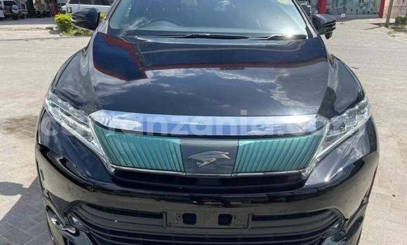 Nunua Imported Toyota Harrier Nyeusi Gari ndani ya Dar es Salaam nchini Dar es Salaam Nunua Imported Toyota Harrier Nyeusi Gari ndani ya Dar es Salaam nchini Dar es Salaam