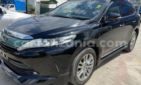 Nunua Imported Toyota Harrier Nyeusi Gari ndani ya Dar es Salaam nchini Dar es Salaam Nunua Imported Toyota Harrier Nyeusi Gari ndani ya Dar es Salaam nchini Dar es Salaam