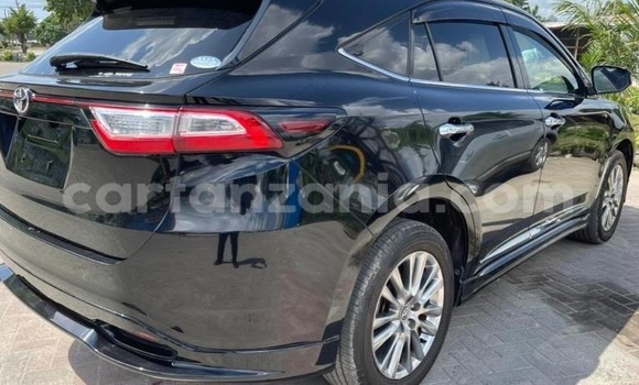 Nunua Imported Toyota Harrier Nyeusi Gari ndani ya Dar es Salaam nchini Dar es Salaam Nunua Imported Toyota Harrier Nyeusi Gari ndani ya Dar es Salaam nchini Dar es Salaam