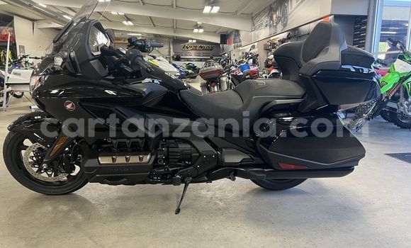 Buy Used Honda GOLD WING Black Bike in Biharamulo in Kagera Buy Used Honda GOLD WING Black Bike in Biharamulo in Kagera