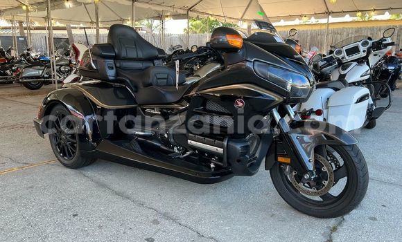 Buy Used Honda GOLD WING Black Bike in Bukoba in Kagera Buy Used Honda GOLD WING Black Bike in Bukoba in Kagera