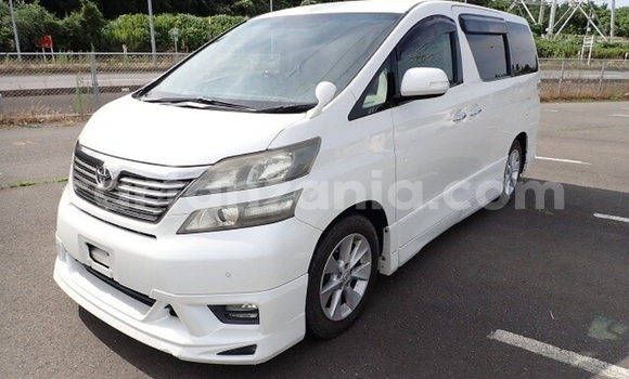 Buy Import Toyota Vellfire White Car in Dar es Salaam in Dar es Salaam Buy Import Toyota Vellfire White Car in Dar es Salaam in Dar es Salaam
