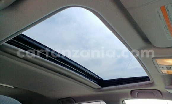 Buy Import Toyota RAV4 Silver Car in Dar es Salaam in Dar es Salaam Buy Import Toyota RAV4 Silver Car in Dar es Salaam in Dar es Salaam