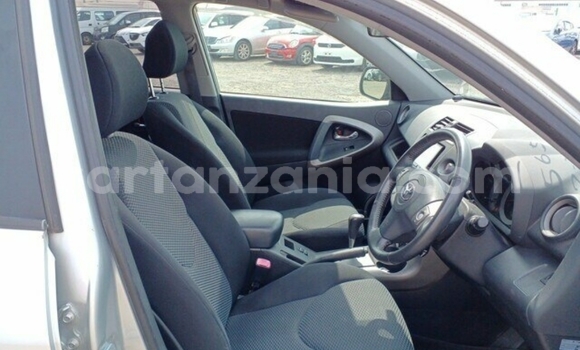 Buy Import Toyota RAV4 Silver Car in Dar es Salaam in Dar es Salaam Buy Import Toyota RAV4 Silver Car in Dar es Salaam in Dar es Salaam