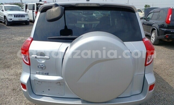 Buy Import Toyota RAV4 Silver Car in Dar es Salaam in Dar es Salaam Buy Import Toyota RAV4 Silver Car in Dar es Salaam in Dar es Salaam