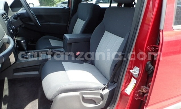 Nunua Imported Jeep Cherokee Nyekundu Gari ndani ya Dar es Salaam nchini Dar es Salaam Nunua Imported Jeep Cherokee Nyekundu Gari ndani ya Dar es Salaam nchini Dar es Salaam