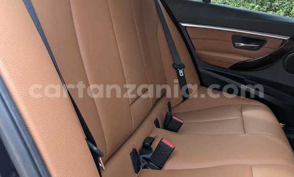 Nunua Imported BMW 3–Series Nyeusi Gari ndani ya Dar es Salaam nchini Dar es Salaam Nunua Imported BMW 3–Series Nyeusi Gari ndani ya Dar es Salaam nchini Dar es Salaam