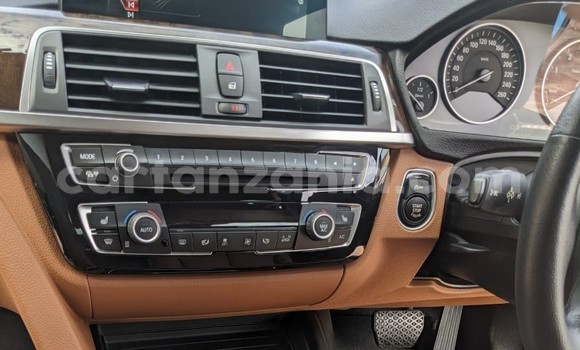 Nunua Imported BMW 3–Series Nyeusi Gari ndani ya Dar es Salaam nchini Dar es Salaam Nunua Imported BMW 3–Series Nyeusi Gari ndani ya Dar es Salaam nchini Dar es Salaam