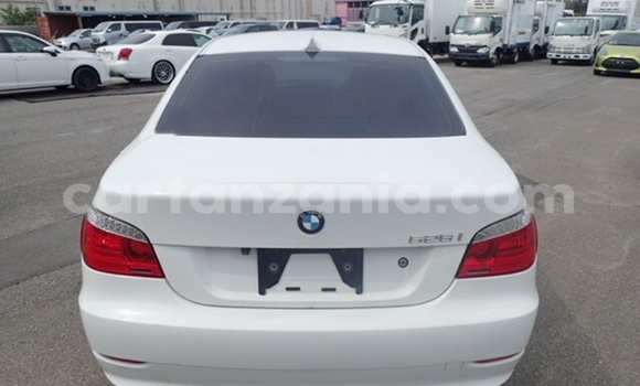 Nunua Imported BMW 5–Series Nyeupe Gari ndani ya Dar es Salaam nchini Dar es Salaam Nunua Imported BMW 5–Series Nyeupe Gari ndani ya Dar es Salaam nchini Dar es Salaam
