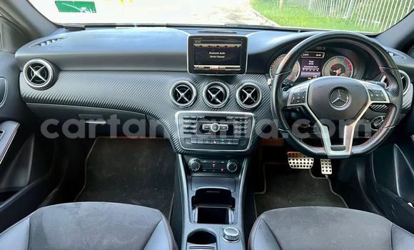 Nunua Imported Mercedes‒Benz A–Class Nyeupe Gari ndani ya Dar es Salaam nchini Dar es Salaam Nunua Imported Mercedes‒Benz A–Class Nyeupe Gari ndani ya Dar es Salaam nchini Dar es Salaam