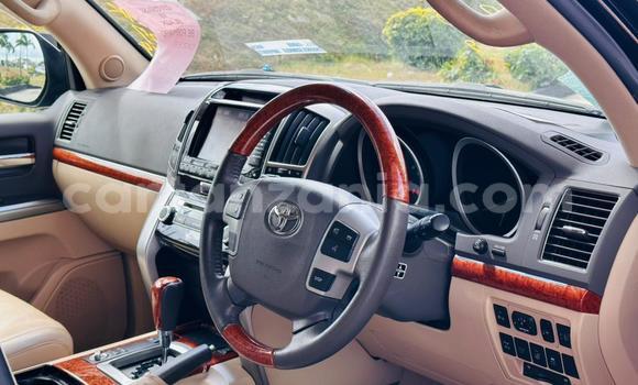 Buy Import Toyota Land Cruiser Black Car in Dar es Salaam in Dar es Salaam Buy Import Toyota Land Cruiser Black Car in Dar es Salaam in Dar es Salaam