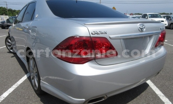 Buy Import Toyota Crown Silver Car in Dar es Salaam in Dar es Salaam Buy Import Toyota Crown Silver Car in Dar es Salaam in Dar es Salaam