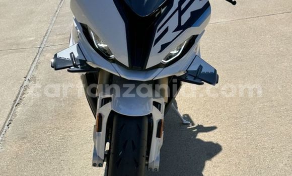 Buy New BMW S 1000 White Bike in Kigoma Rural in Kigoma Buy New BMW S 1000 White Bike in Kigoma Rural in Kigoma