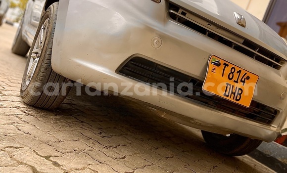 Buy Used Toyota Passo Silver Car in Kinondoni in Dar es Salaam