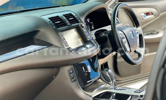 Nunua Ilio tumika Toyota Crown Nyeusi Gari ndani ya Dar es Salaam nchini Dar es Salaam Nunua Ilio tumika Toyota Crown Nyeusi Gari ndani ya Dar es Salaam nchini Dar es Salaam