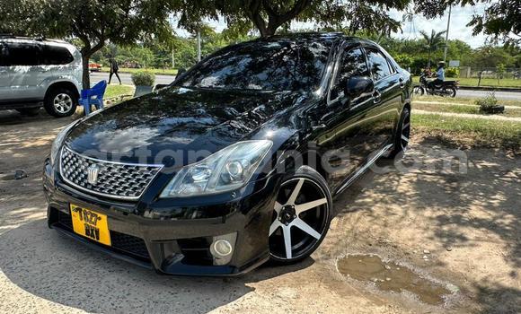 Nunua Ilio tumika Toyota Crown Nyeusi Gari ndani ya Dar es Salaam nchini Dar es Salaam Nunua Ilio tumika Toyota Crown Nyeusi Gari ndani ya Dar es Salaam nchini Dar es Salaam