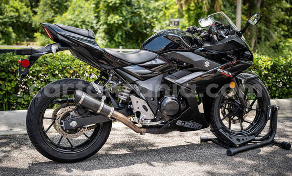 Buy Used Suzuki GSX Black Bike in Kyela in Mbeya Buy Used Suzuki GSX Black Bike in Kyela in Mbeya