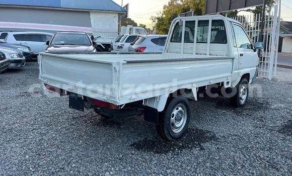 Buy Used Toyota LITEACE White Truck in Dar es Salaam in Dar es Salaam Buy Used Toyota LITEACE White Truck in Dar es Salaam in Dar es Salaam