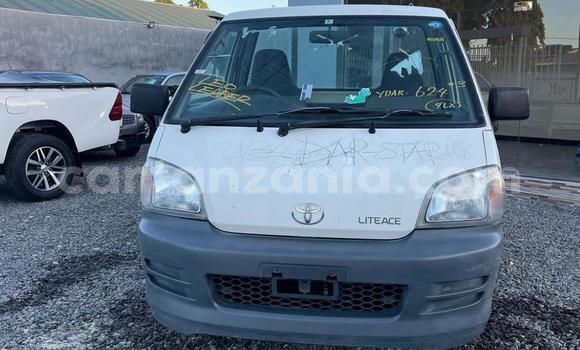Buy Used Toyota LITEACE White Truck in Dar es Salaam in Dar es Salaam Buy Used Toyota LITEACE White Truck in Dar es Salaam in Dar es Salaam