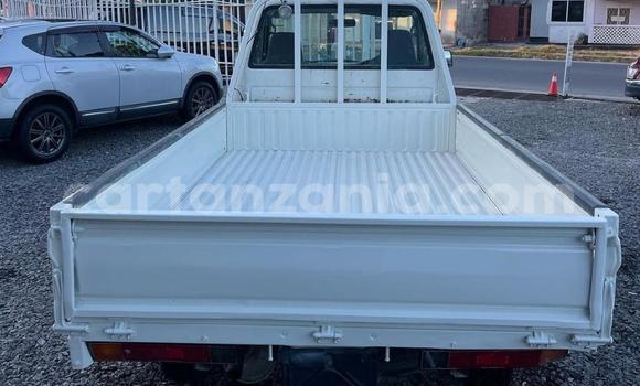 Buy Used Toyota LITEACE White Truck in Dar es Salaam in Dar es Salaam Buy Used Toyota LITEACE White Truck in Dar es Salaam in Dar es Salaam